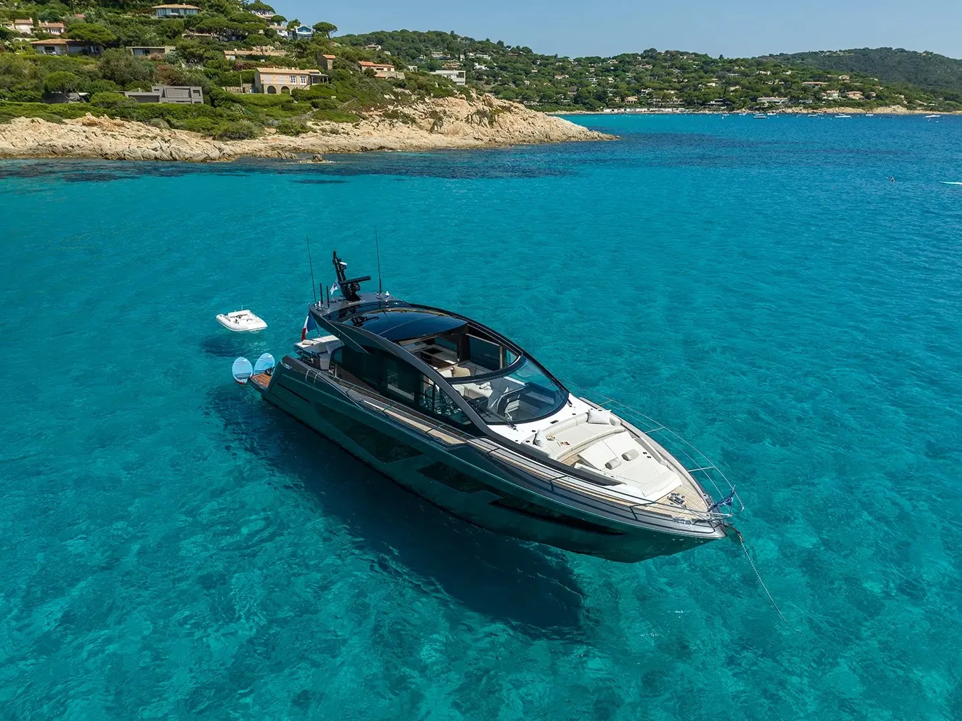 SUNSEEKER PREDATOR 65 - photo 2 yacht charter Cannes