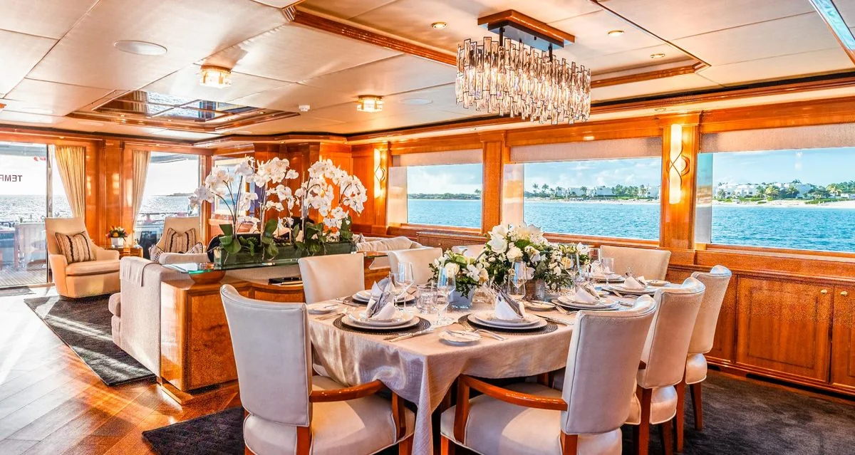 Temptation - photo 5 yacht charter Miami