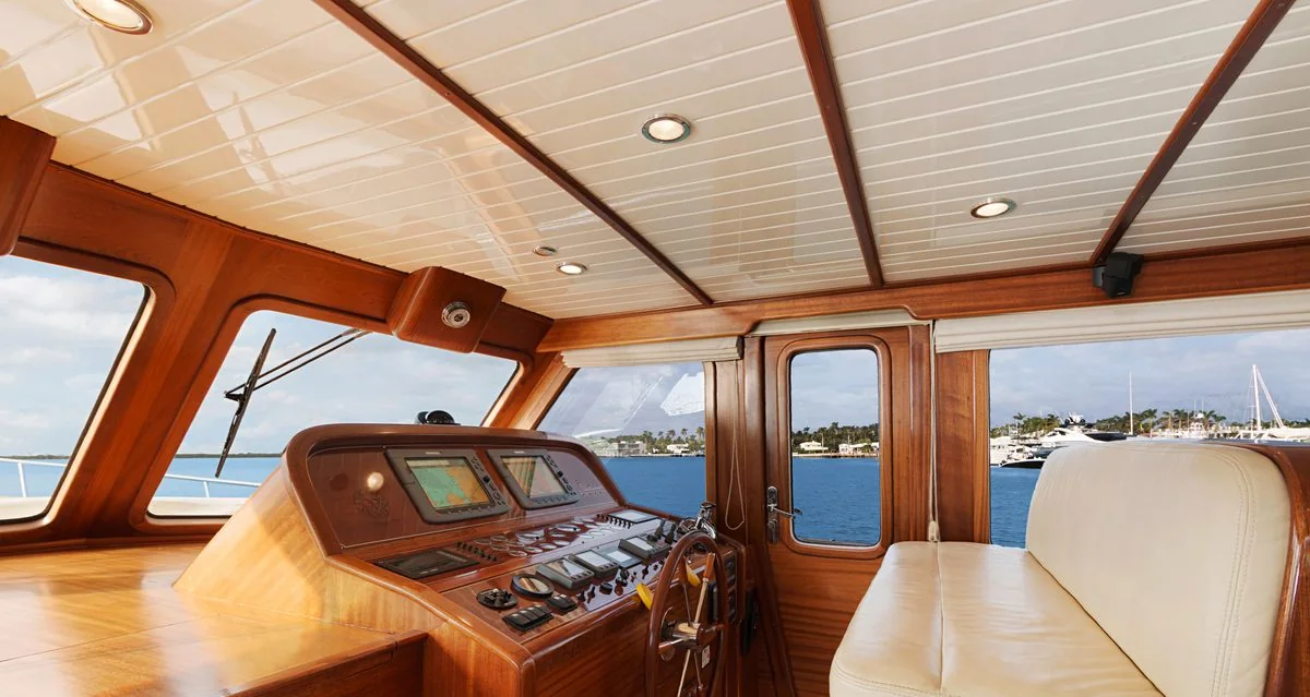 The Baron - photo 11 yacht charter Miami
