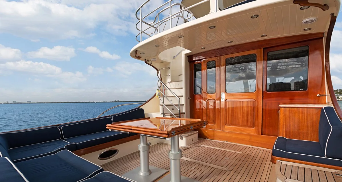 The Baron - photo 12 yacht charter Miami