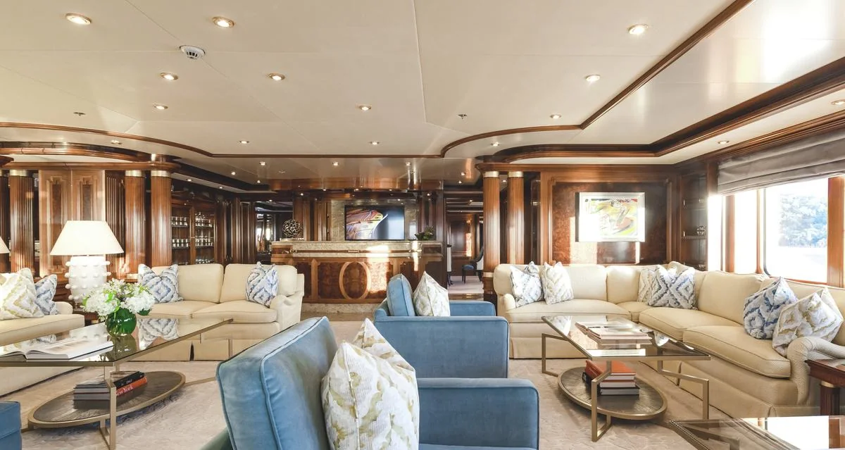 Titania - photo 7 yacht charter Miami