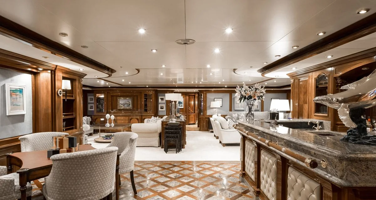Titania - photo 14 yacht charter Miami