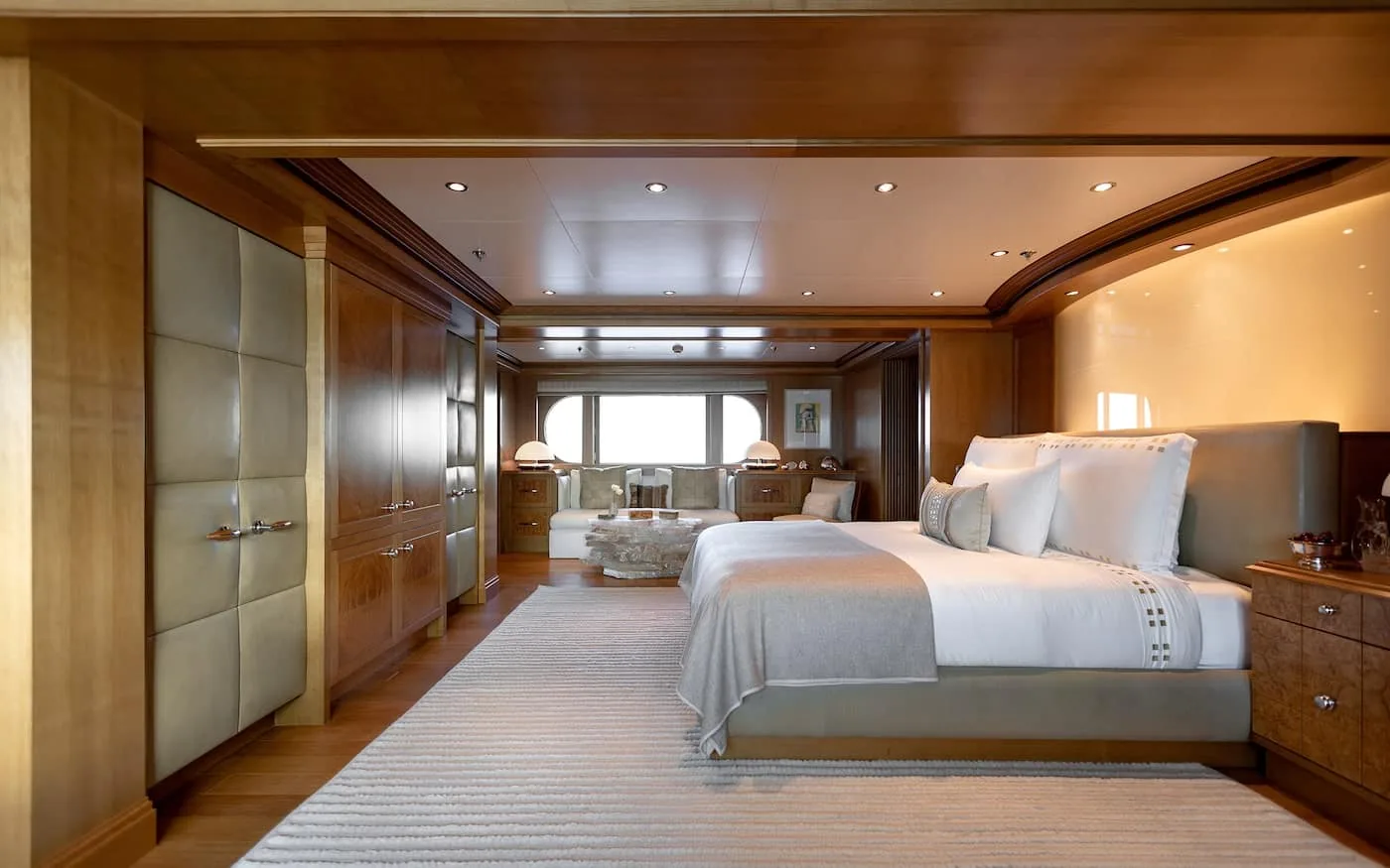 TREEHOUSE - photo 25 yacht charter Cannes