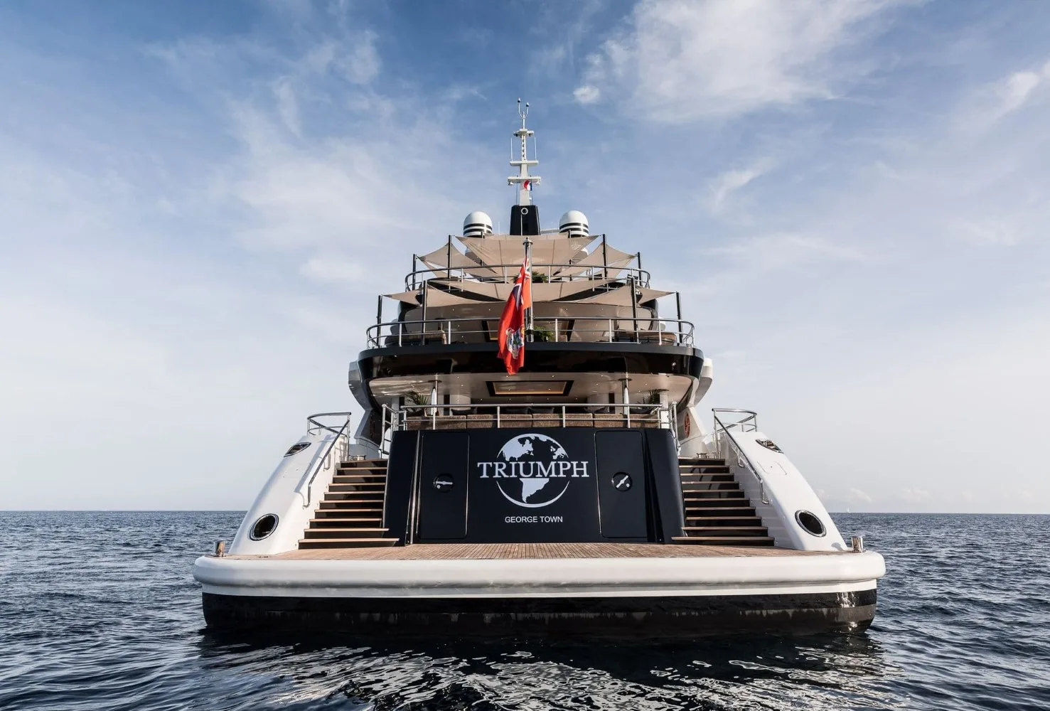 TRIUMPH - photo 9 yacht charter Cannes