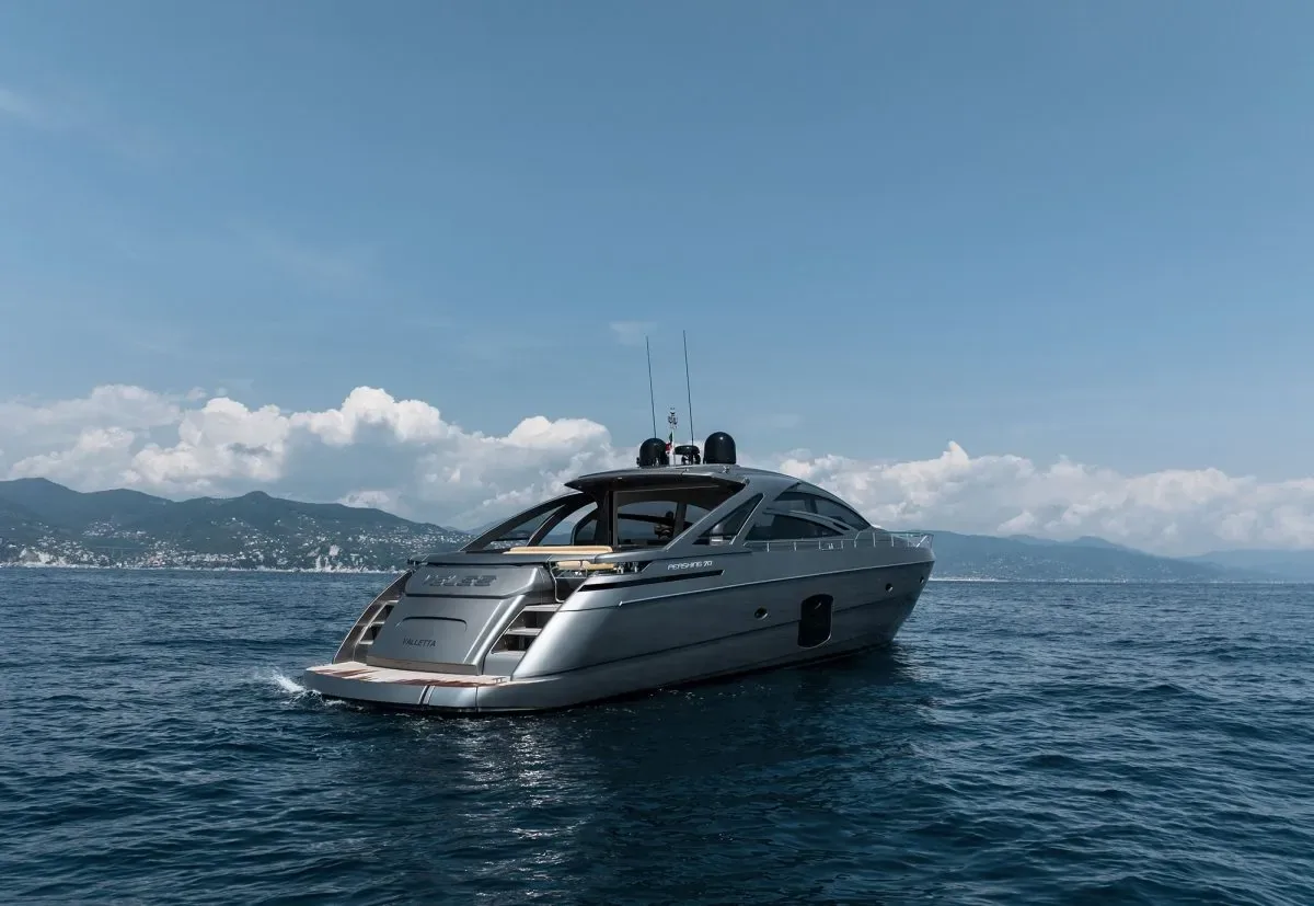 VELES - photo 7 yacht charter Cannes