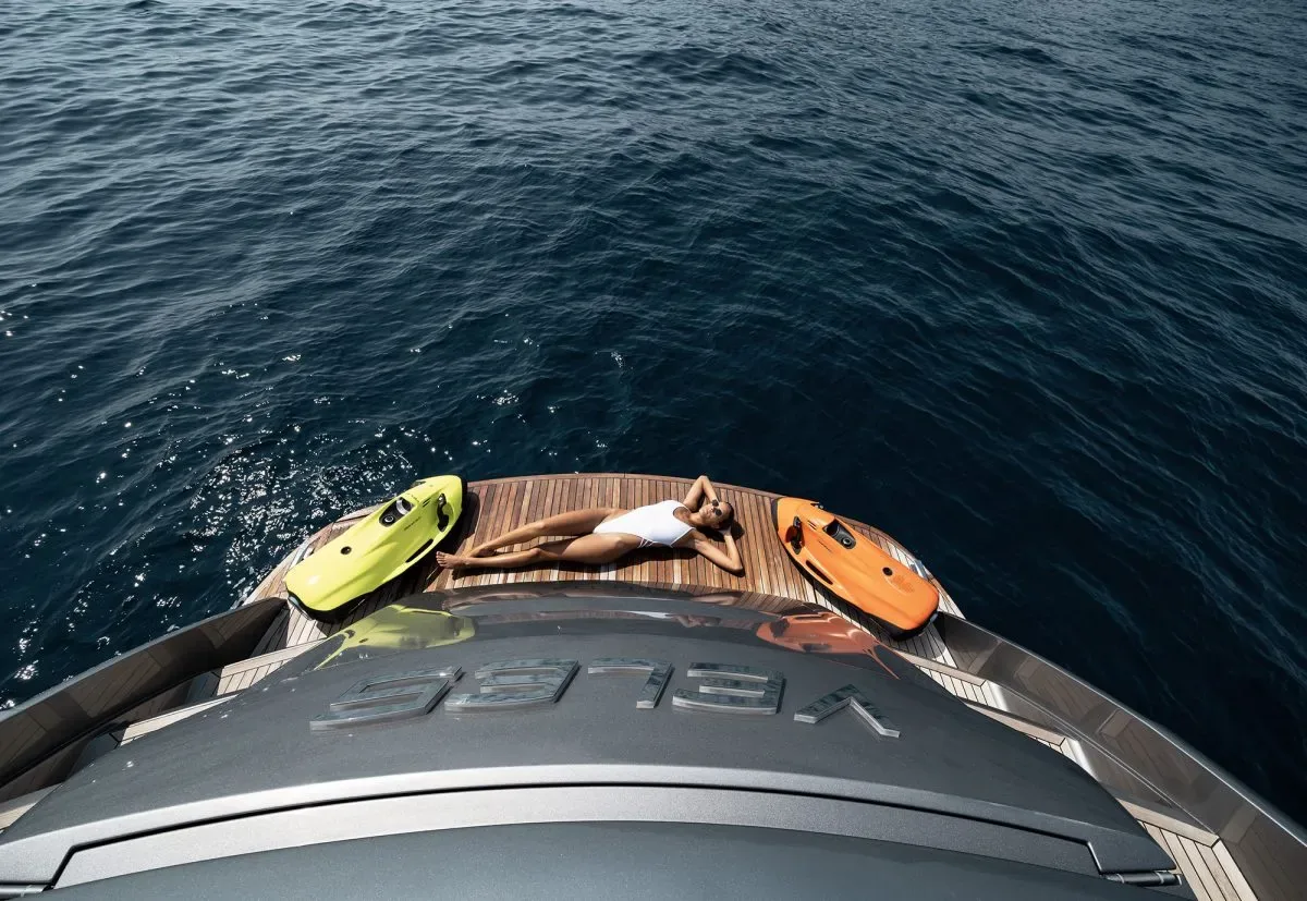 VELES - photo 12 yacht charter Cannes
