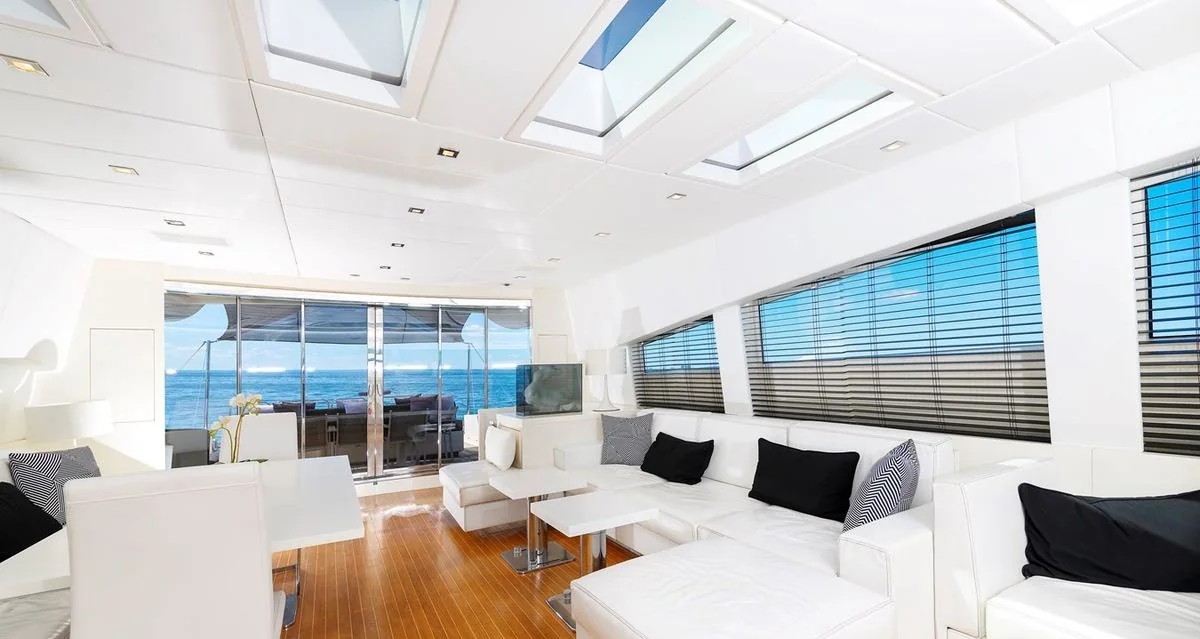 Venture - photo 6 yacht charter Miami