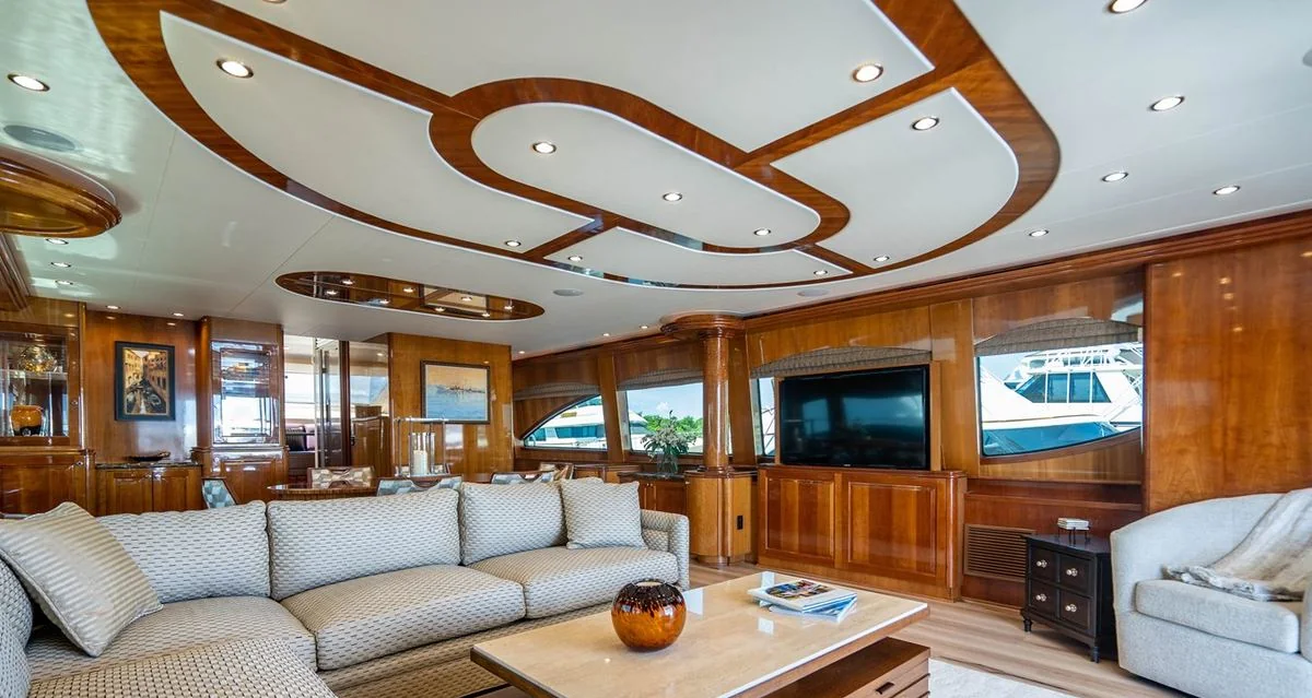 Victory - photo 4 yacht charter Miami