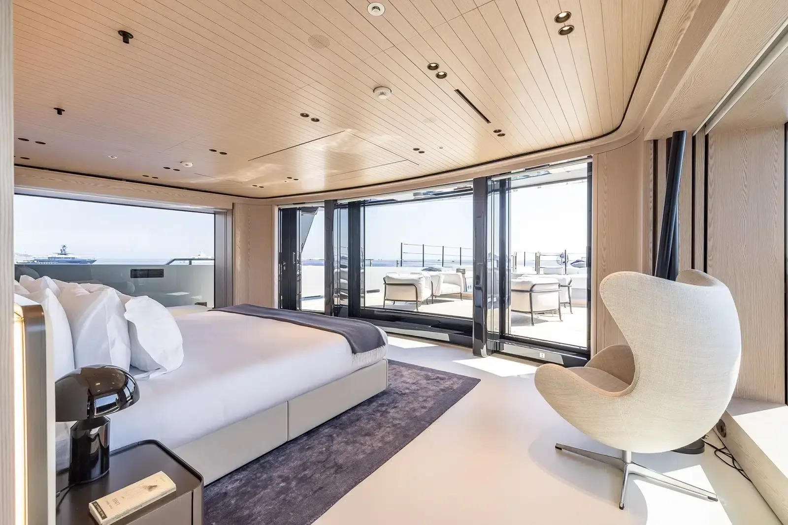 VIRTUOSITY - photo 30 yacht charter Cannes