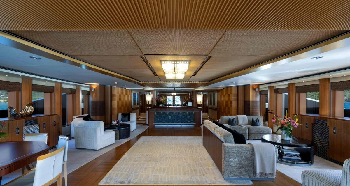 Wheels - photo 5 yacht charter Miami