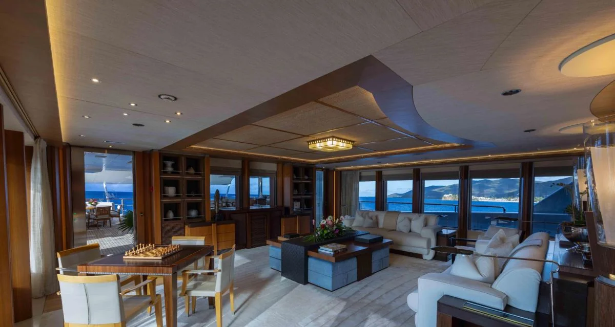 Wheels - photo 7 yacht charter Miami