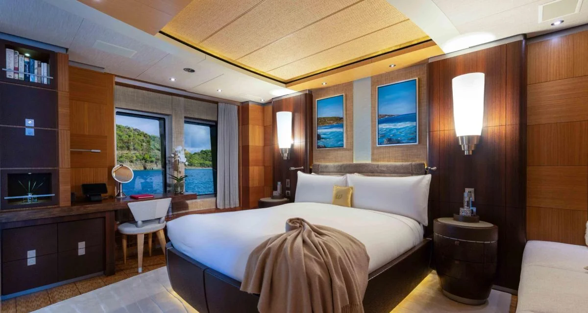 Wheels - photo 15 yacht charter Miami