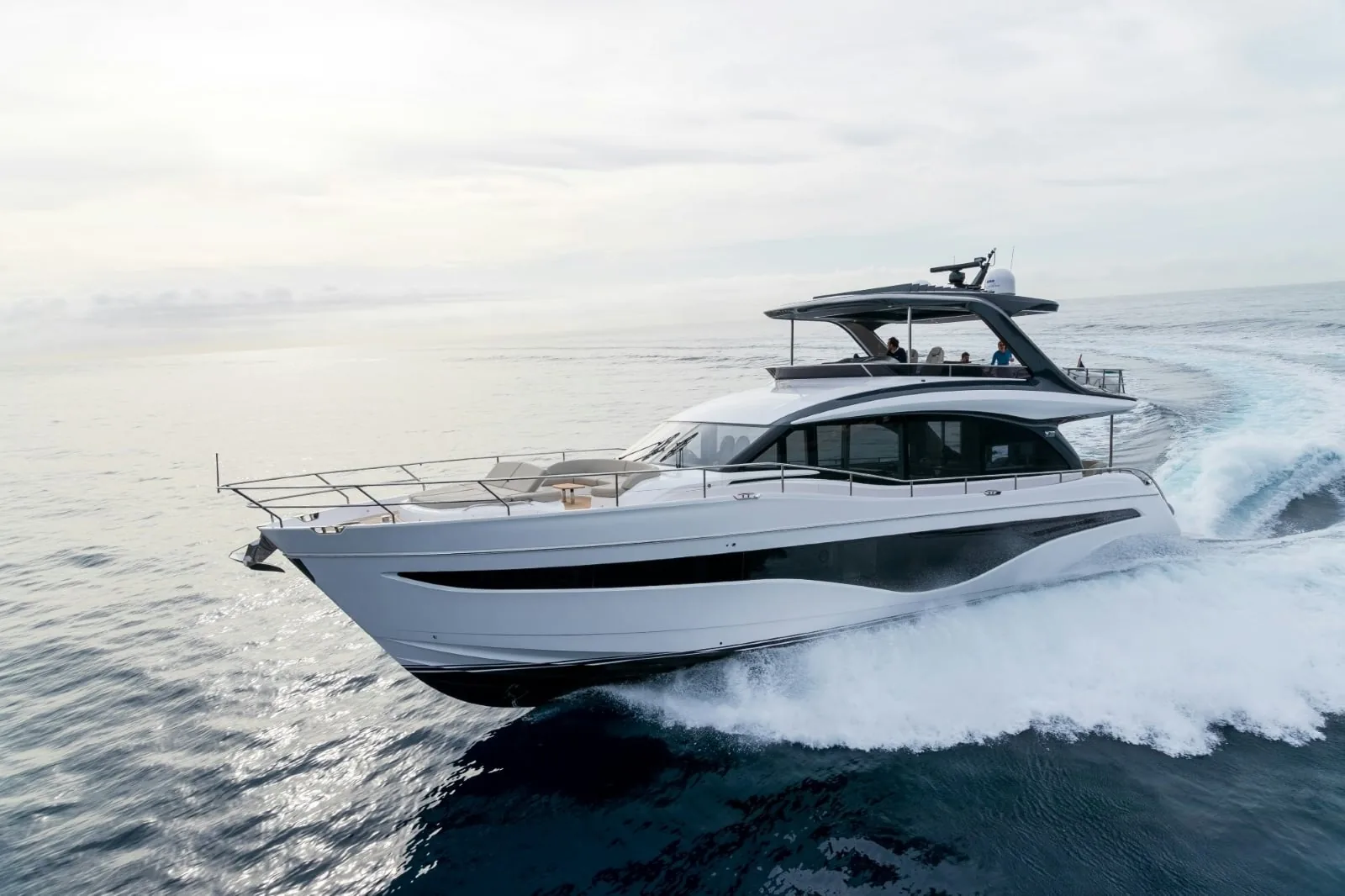 WILJIM V - photo 1 yacht charter Cannes