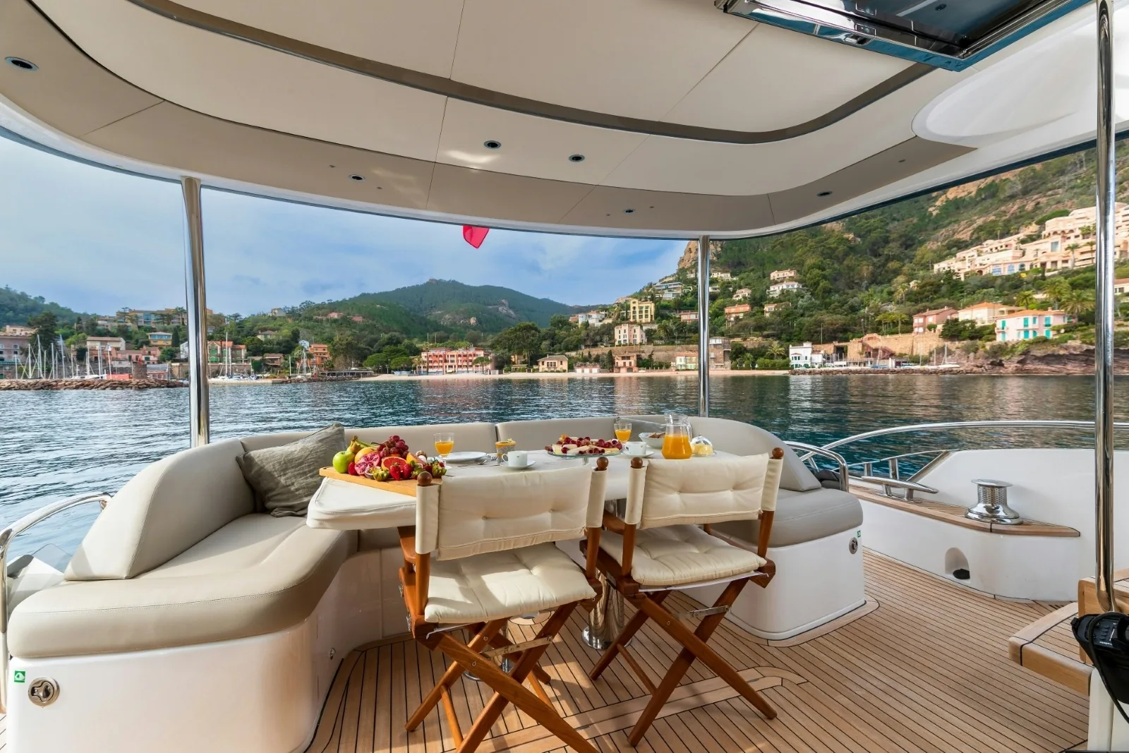 WILJIM V - photo 11 yacht charter Cannes