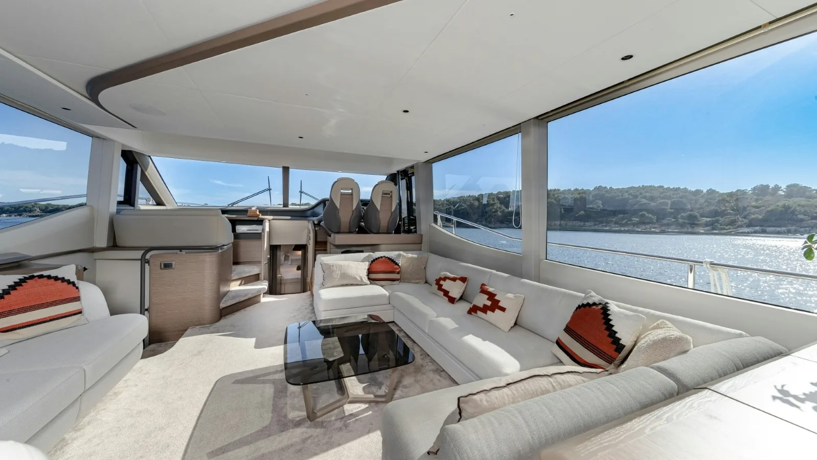 WILJIM V - photo 12 yacht charter Cannes
