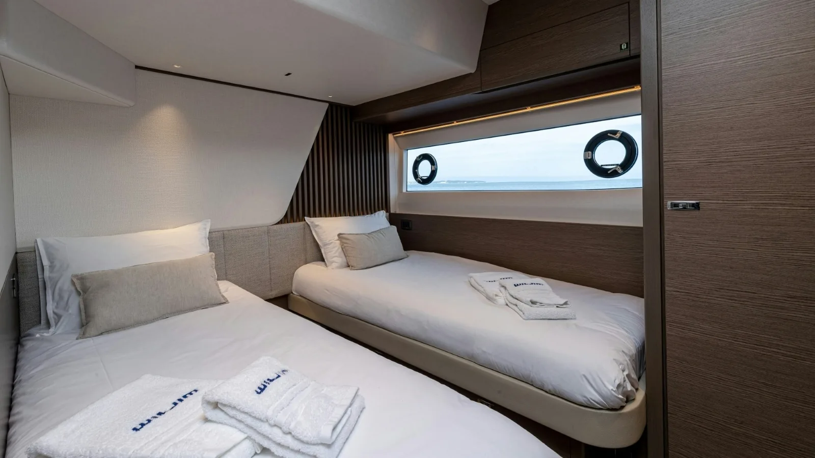 WILJIM V - photo 16 yacht charter Cannes